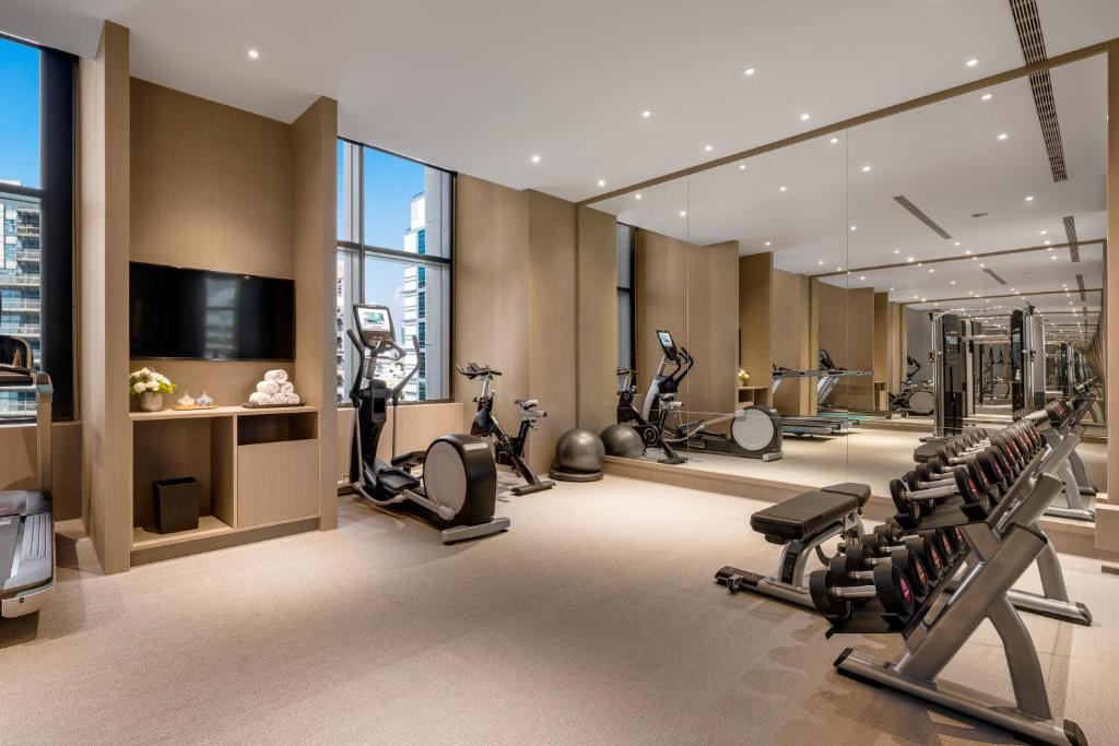 Fitness centrum a/nebo fitness zařízení v ubytování InterContinental Kaohsiung by IHG