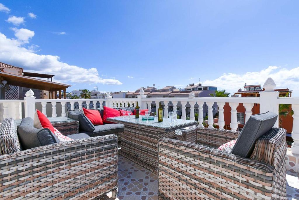 Villa Casa Julia, Callao Salvaje, Spain - Booking.com