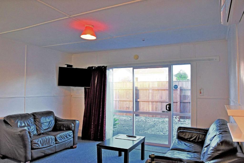 Comfort Inn Westshore Beach - Resim 41