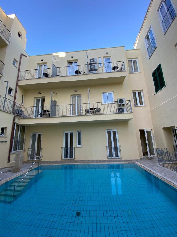 Bazén v ubytování Casthotels Bristol Terme nebo v jeho okolí