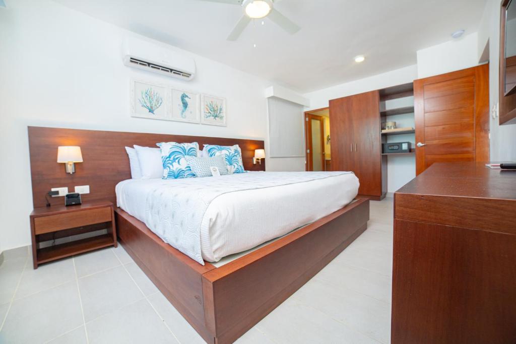 Postel nebo postele na pokoji v ubytování Presidential Suites Cabarete - Room Only