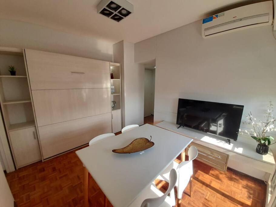 Lovely 1 BDR apartment in centro porteño Bs As 4 PAX 12F
