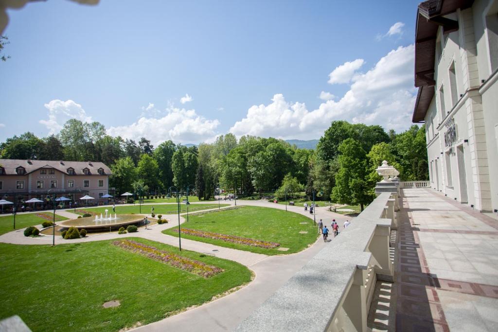 Zahrada ubytování Hotel Austria & Bosna