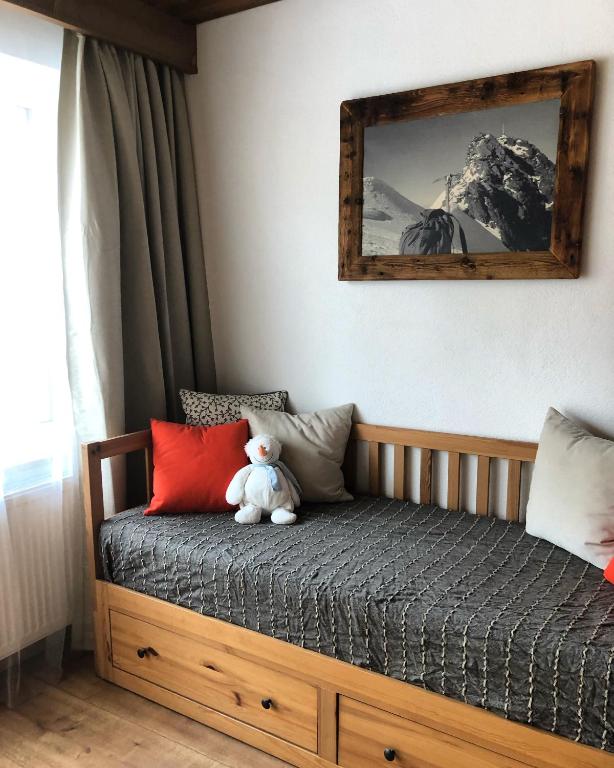 Postel nebo postele na pokoji v ubytování Karwendel-Lodge