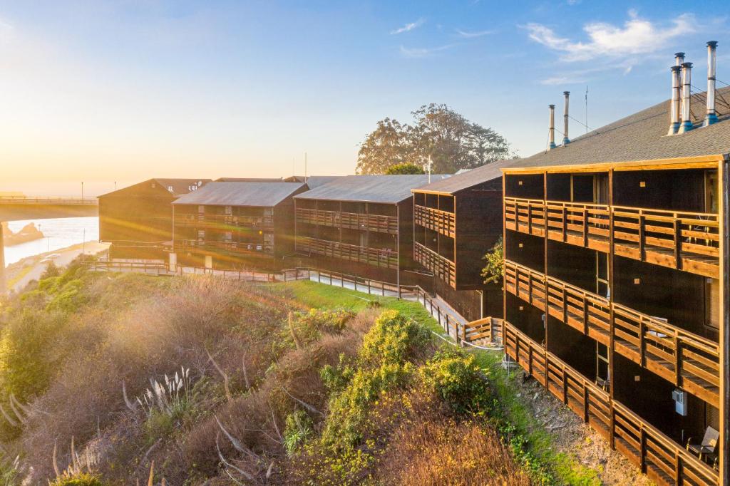 Harbor Lite Lodge, Fort Bragg – Updated 2023 Prices