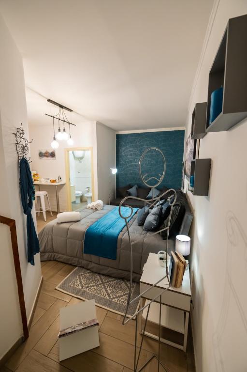 Yes I Know My Room - Magica Napoli - 13