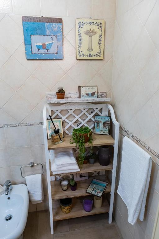 Yes I Know My Room - Magica Napoli - 17