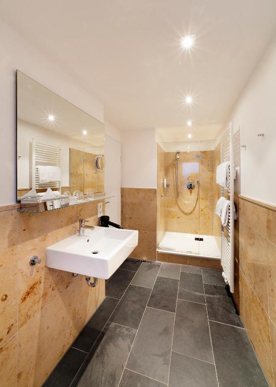 AKZENT Brauerei Hotel Hirsch - 套房