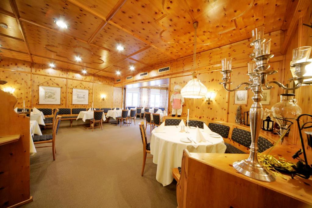Restaurace v ubytování AKZENT Brauerei Hotel Hirsch