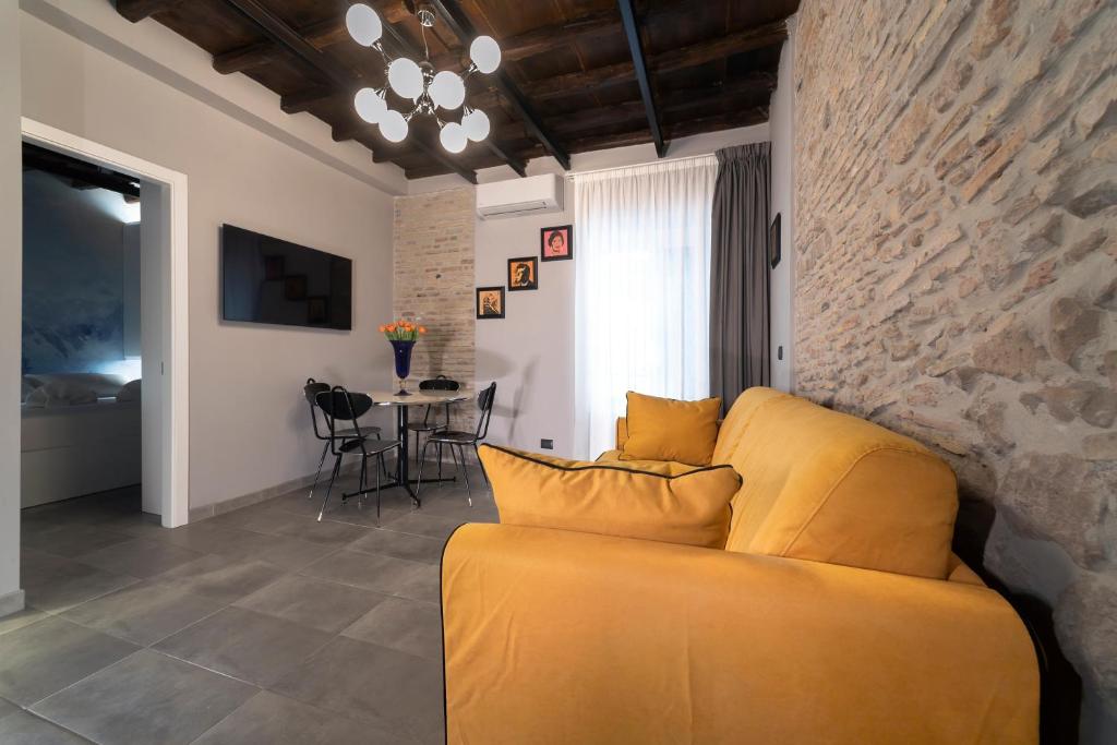Rock n Rome - Piazza di Spagna - Via del Babuino - One-Bedroom Apartment
