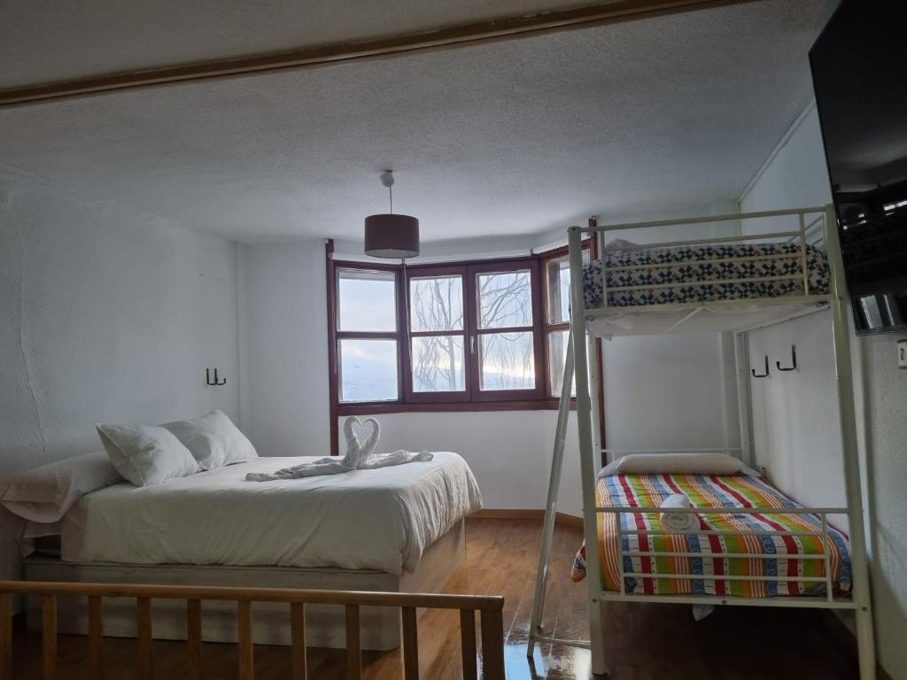 LOS VALLES ELITE, Sierra Nevada – Updated 2022 Prices