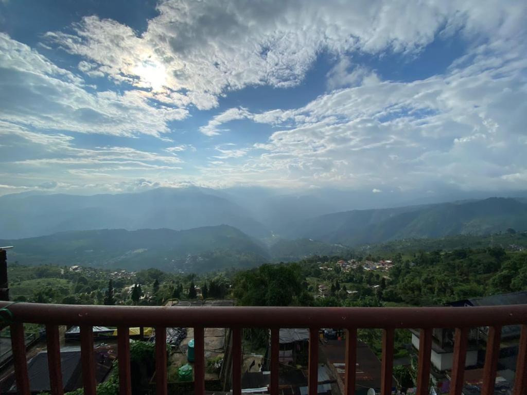 Nespecifikovaný výhled na hory nebo výhled na hory při pohledu z bed and breakfast