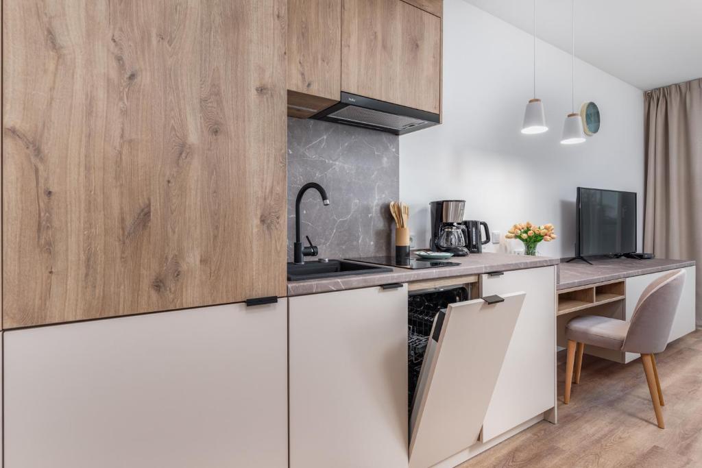 Apartamenty Jantaris II by Noclegi Renters - 5