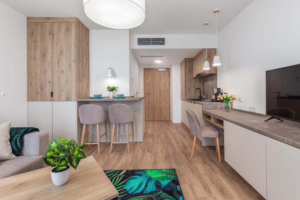 Apartamenty Jantaris II by Noclegi Renters - 4