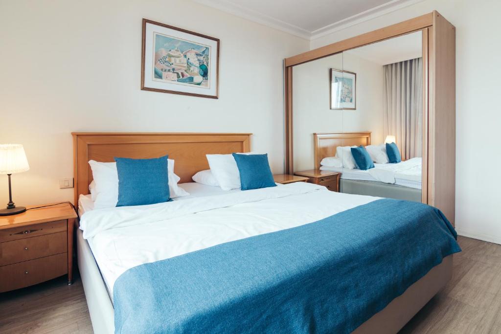 Almog Beach Apartments מגדלי חוף הכרמל חיפה - Apartamento Con Vista Al Mar