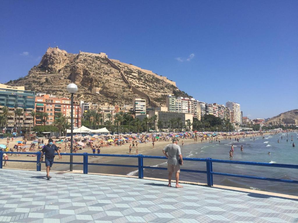Booking.com: Appartement Home Cozy Design , Alicante, Spanje ...