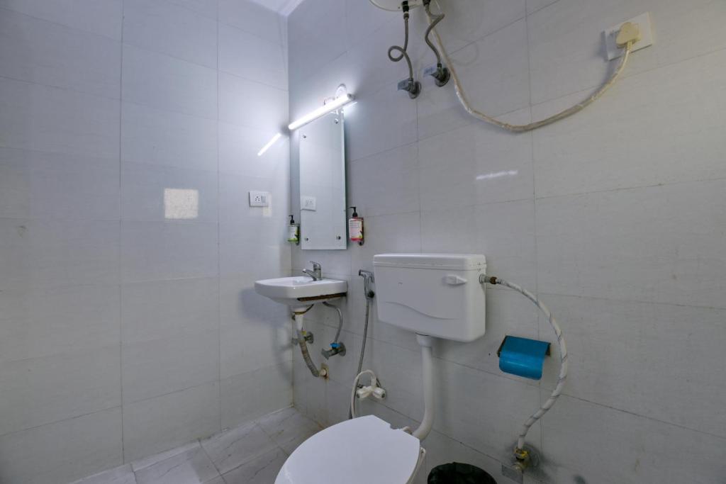 Koupelna v ubytování Hotel Admire Inn "Atta Market, Noida Sector 18"