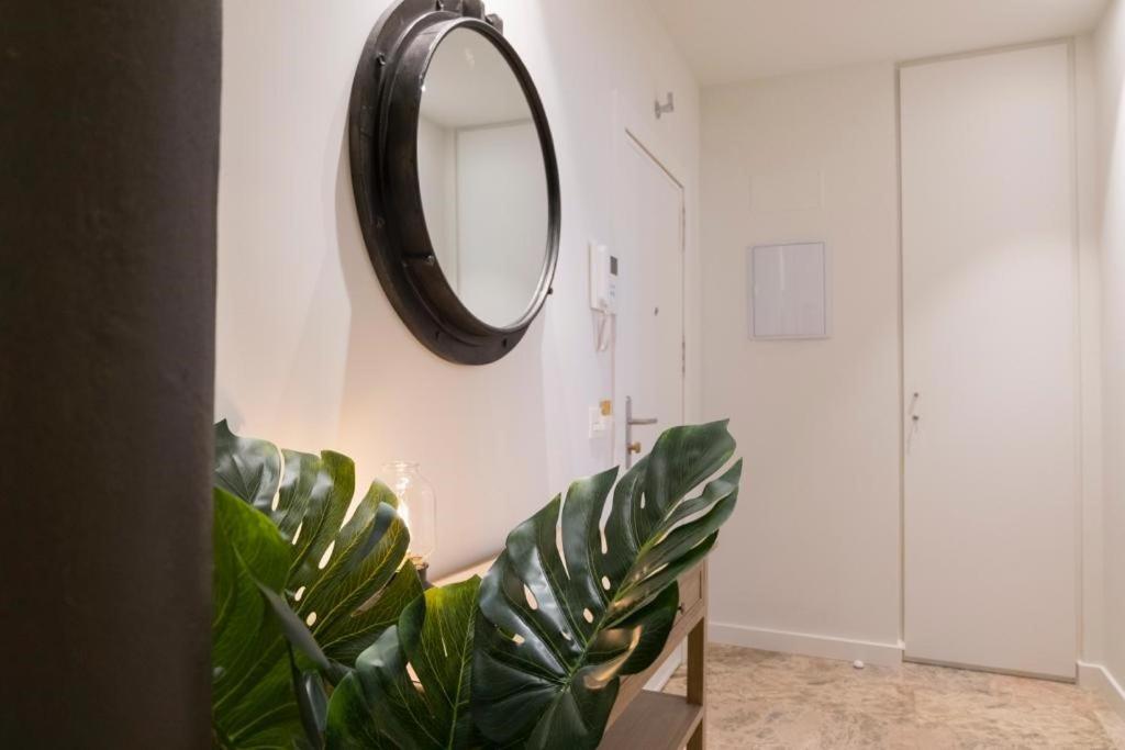 Dos Torres Exclusivos en Calle Alfonso I - Deluxe-Apartment Mit Zwei Schlafzimmern Mit Balkon