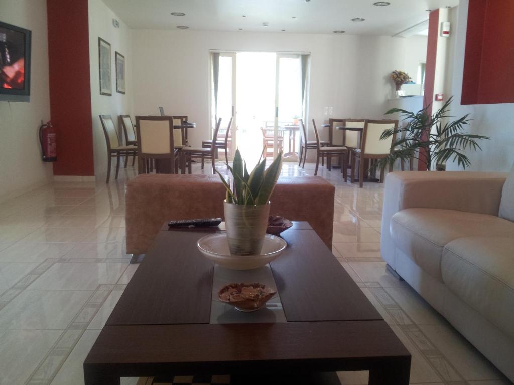 Posezení v ubytování Ostria Hotel