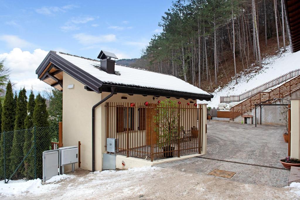 Obiekt Wellness Lodge Chicca zimą