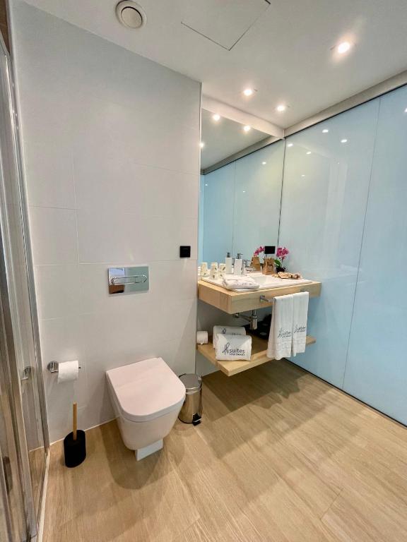 Koupelna v ubytování Hotel Emblemático Hi Suites