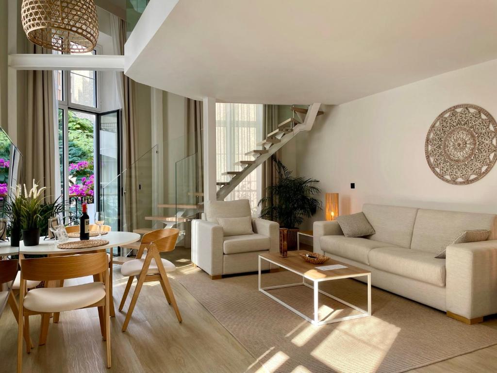 Posezení v ubytování Hotel Emblemático Hi Suites