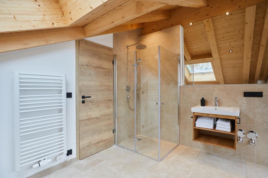 Koupelna v ubytování Zugspitzerei - Premium Chalet Ferienwohnungen