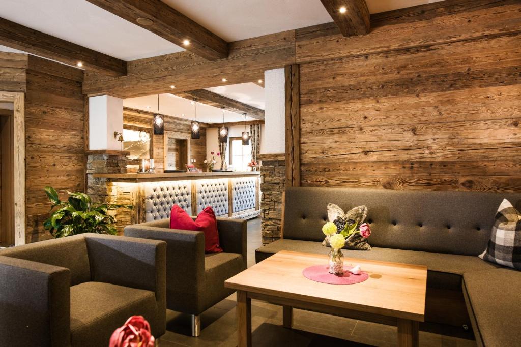 Posezení v ubytování Hotel Salzburgerhof