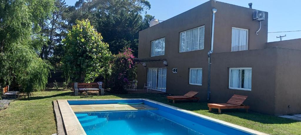 Bazén v ubytování Barrio colinas verdes, Los Sauces Casa de Campo nebo v jeho okolí