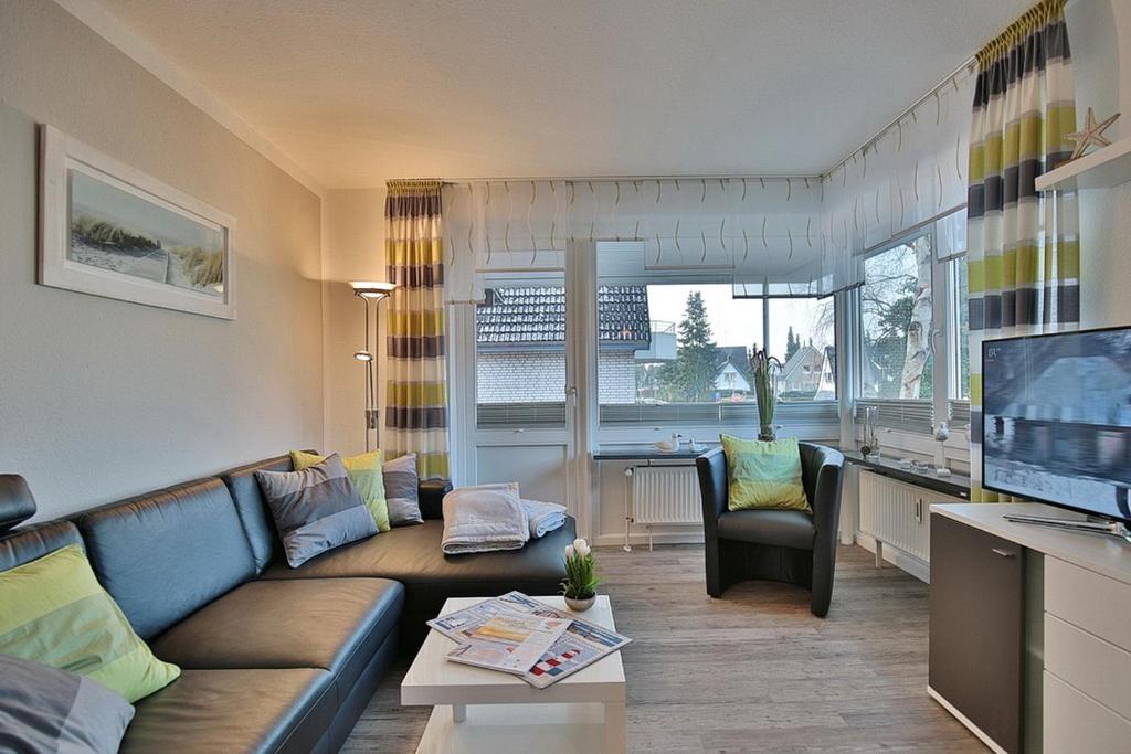 TV a/nebo společenská místnost v ubytování Haus am Wiesenweg Haus am Wiesenweg 3 Appartement 04