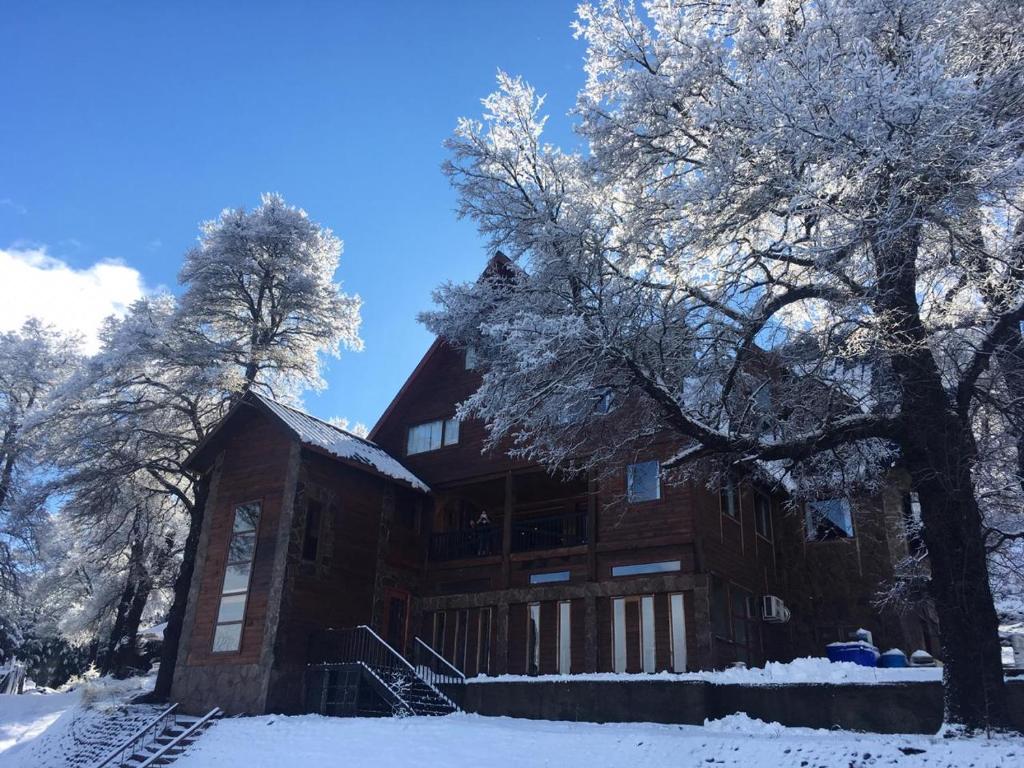 LONQUIMAY LODGE v zimě