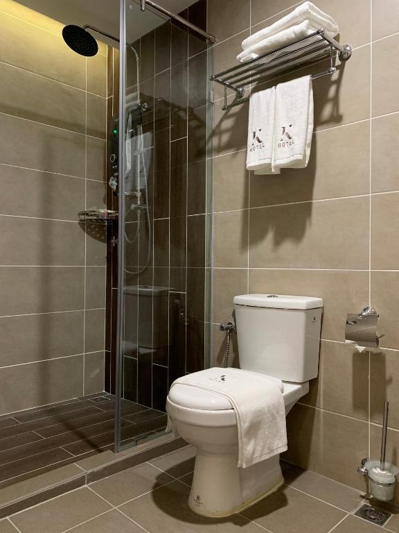 Koupelna v ubytování K Hotel