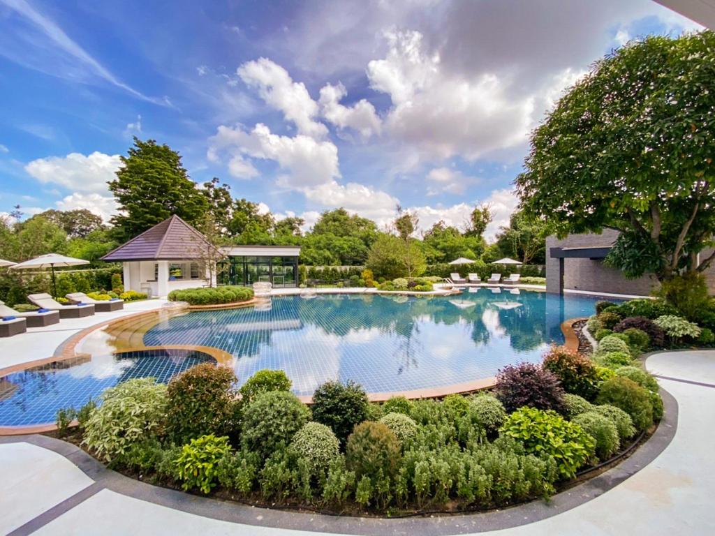 Manhattan Pattaya Hotel - SHA Extra Plus - Resim 18