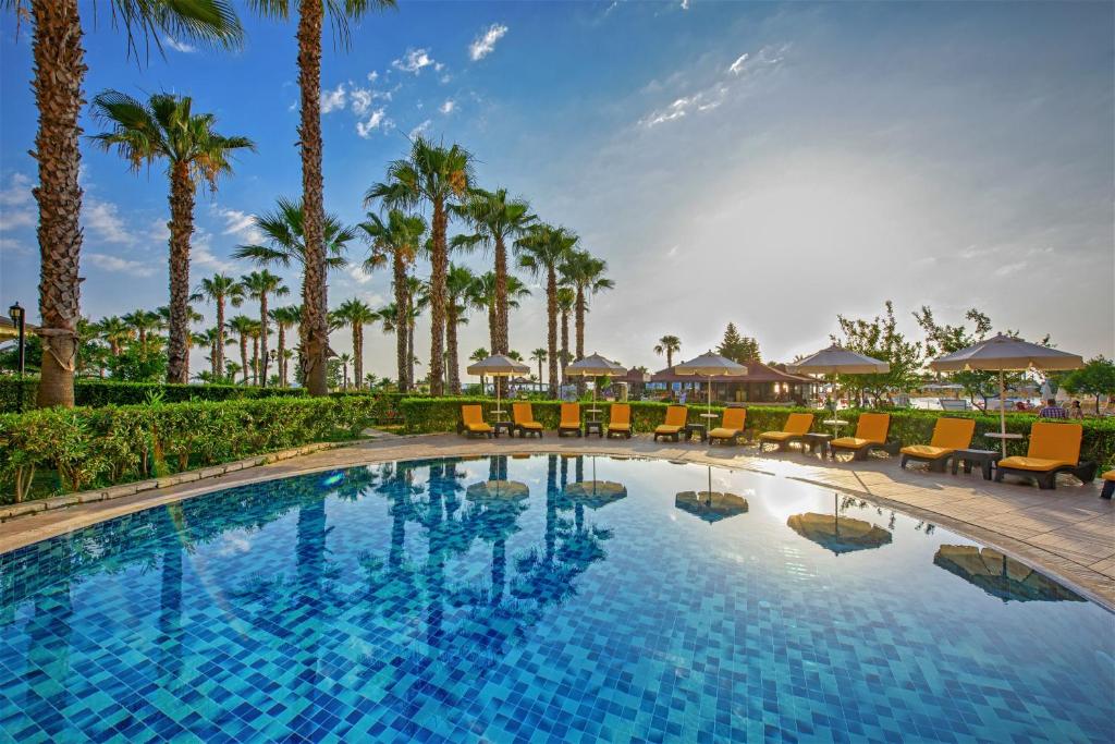 Justiniano Park Conti - 18