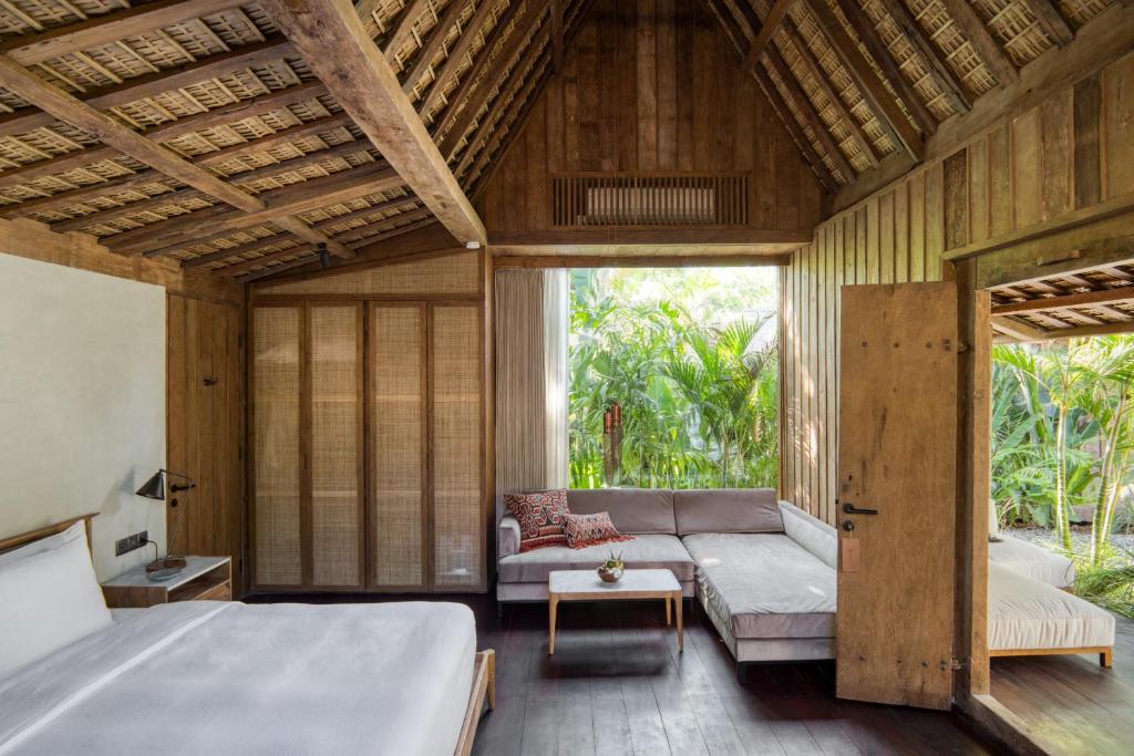 Postel nebo postele na pokoji v ubytování The Asa Maia - Bespoke Wellness Resort