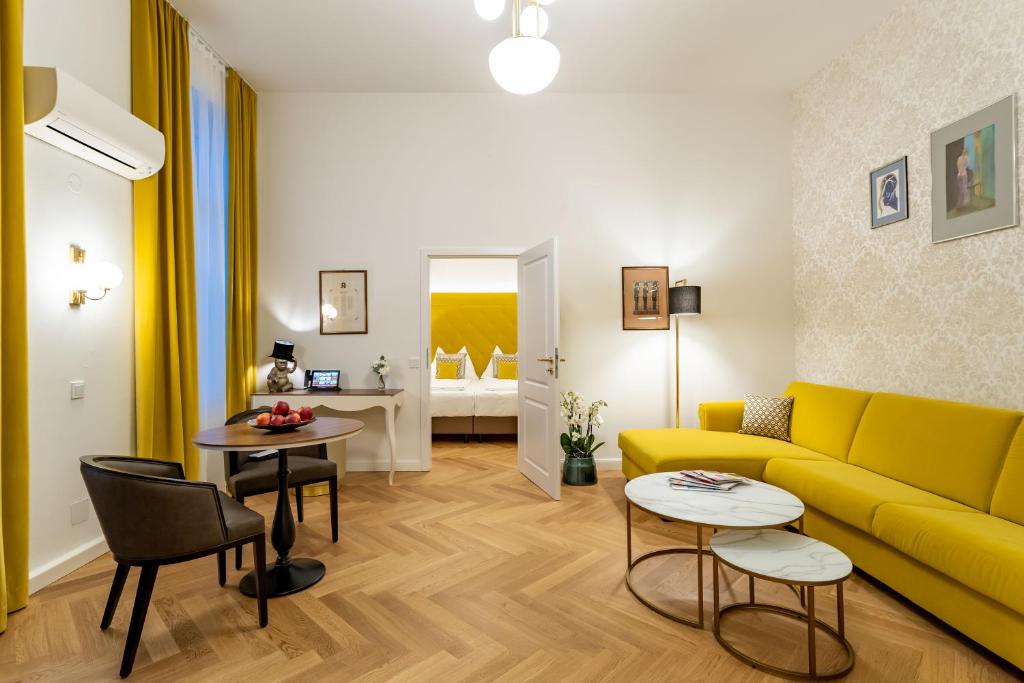 Гостиная зона в Theaterhotel & Suites Wien