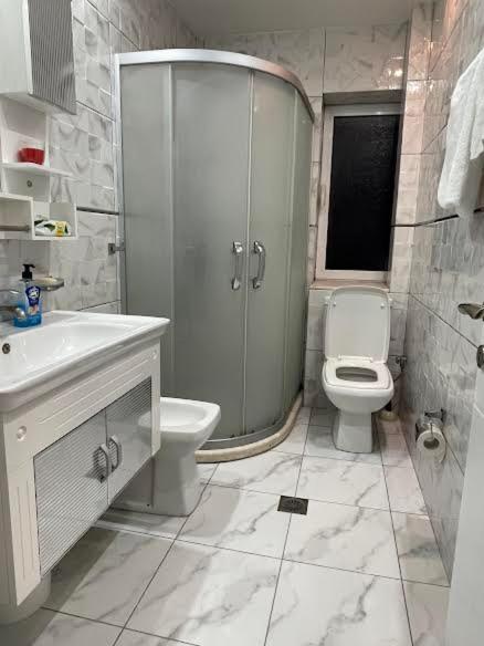 Essy's Apartment - Image 7