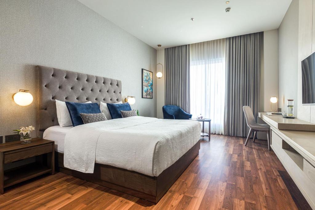 Wyndham Chandigarh Mohali - Habitación King - Acceso De Movilidad / No Fumadores