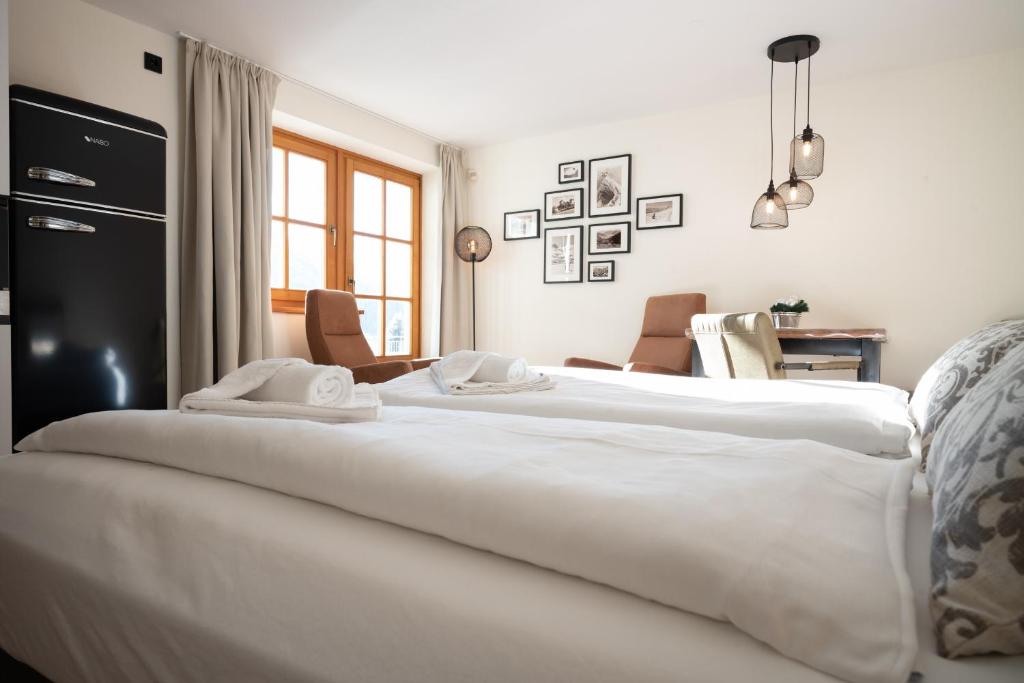 Landhaus Lodges Kaprun by we rent - Apartment With Pool View