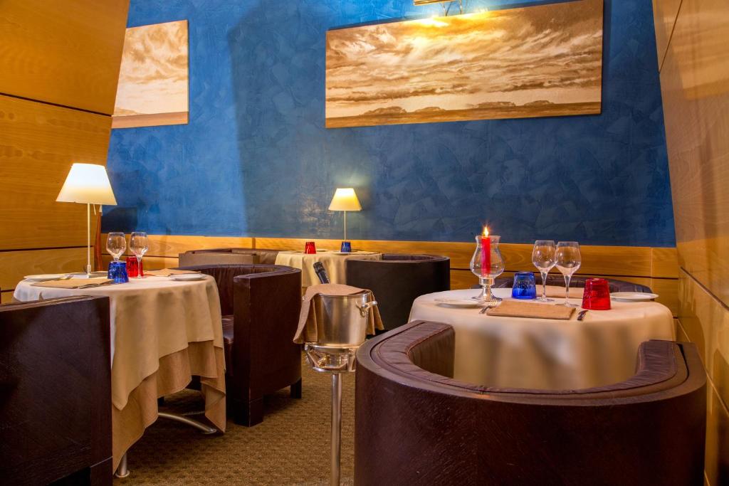 UNA Hotels Empire Roma - Resim 15