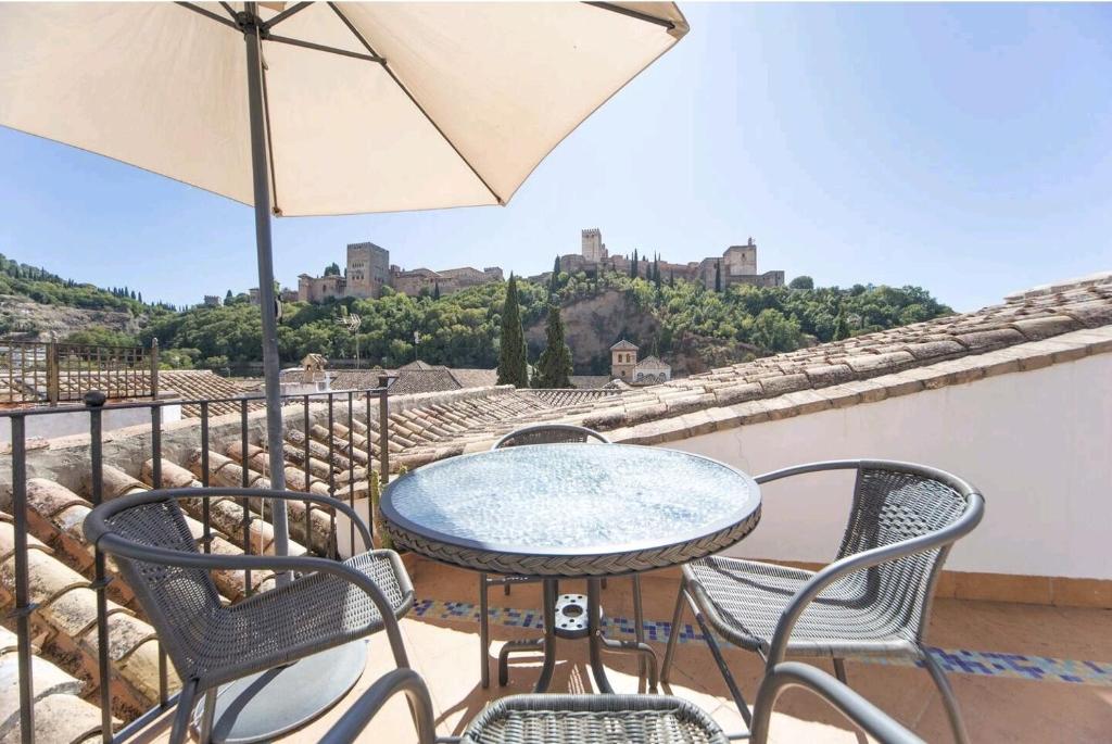 Balkón nebo terasa v ubytování Mi Vecina La Alhambra