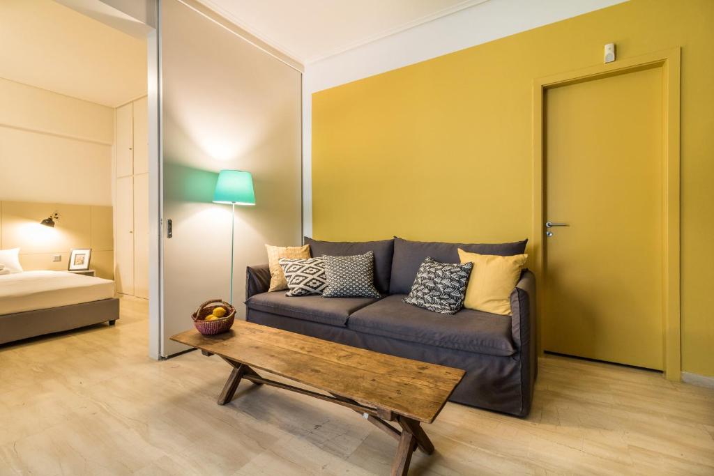 Posteľ alebo postele v izbe v ubytovaní One-Bedroom Apartment - Kolonaki
