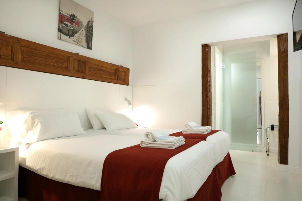 Hostal Royal Cruz - 3