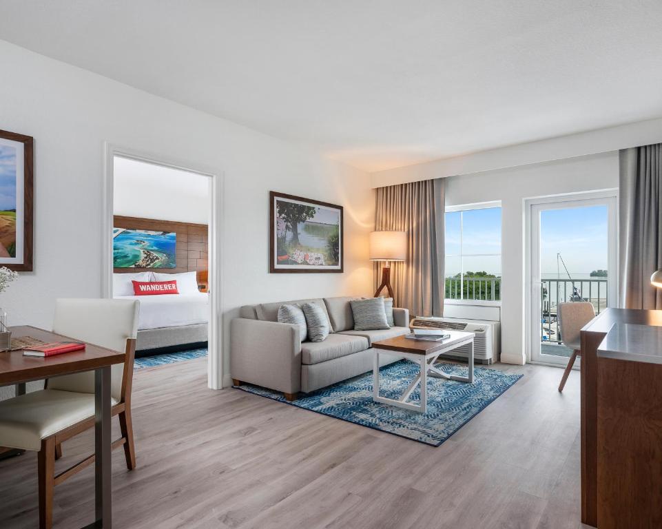 Compass Hotel by Margaritaville Anna Maria Sound photo