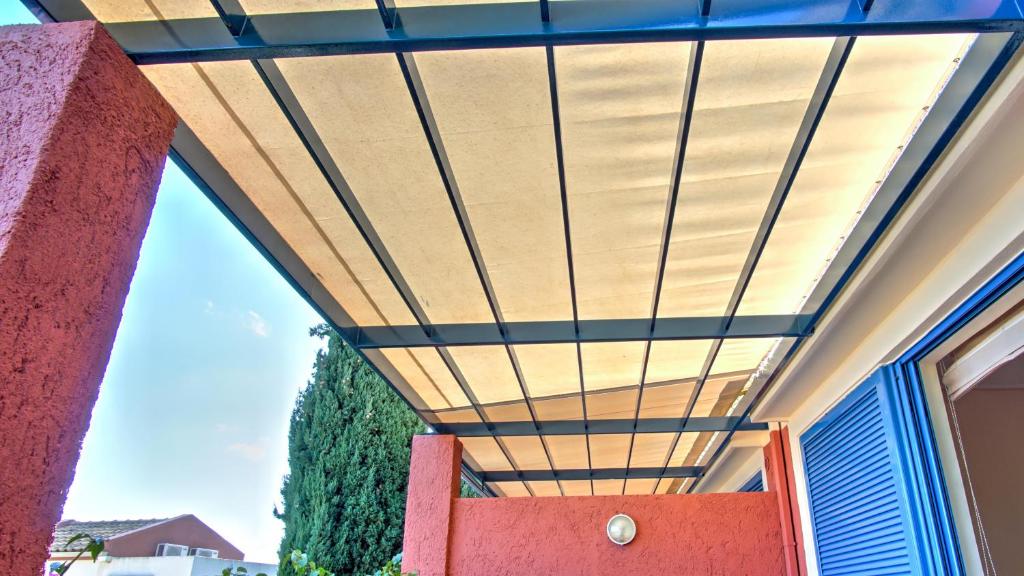 Fotografie z fotogalerie ubytování Barbati Luxury Apartment v destinaci Barbati