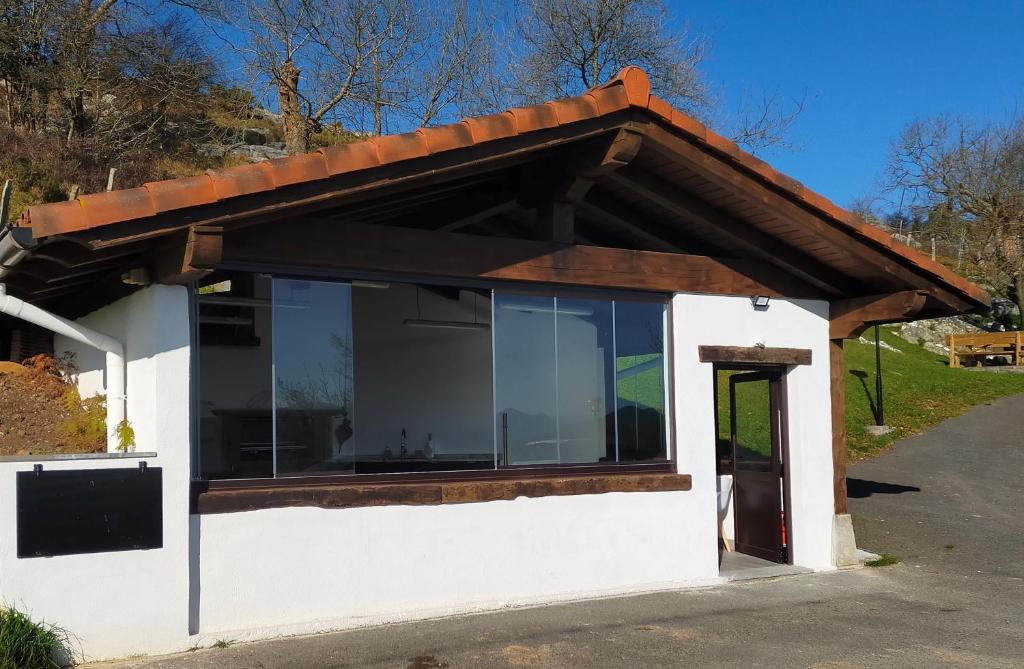 Budova, kde se vila nachází
