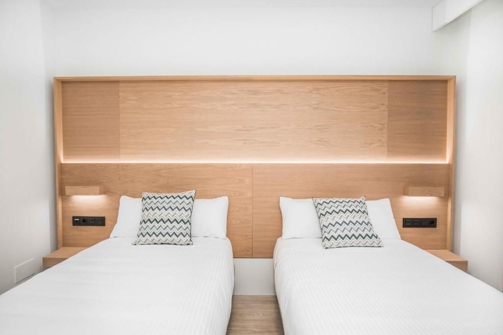 Hotel Ciudad De Ávila - 4