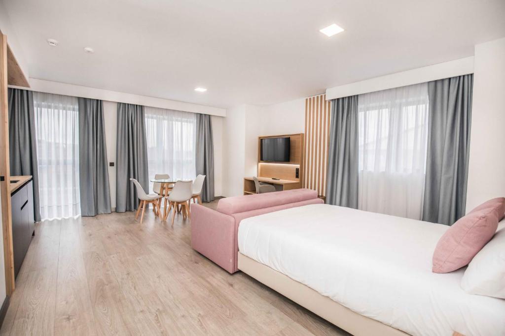 Hotel Ciudad De Ávila - 17