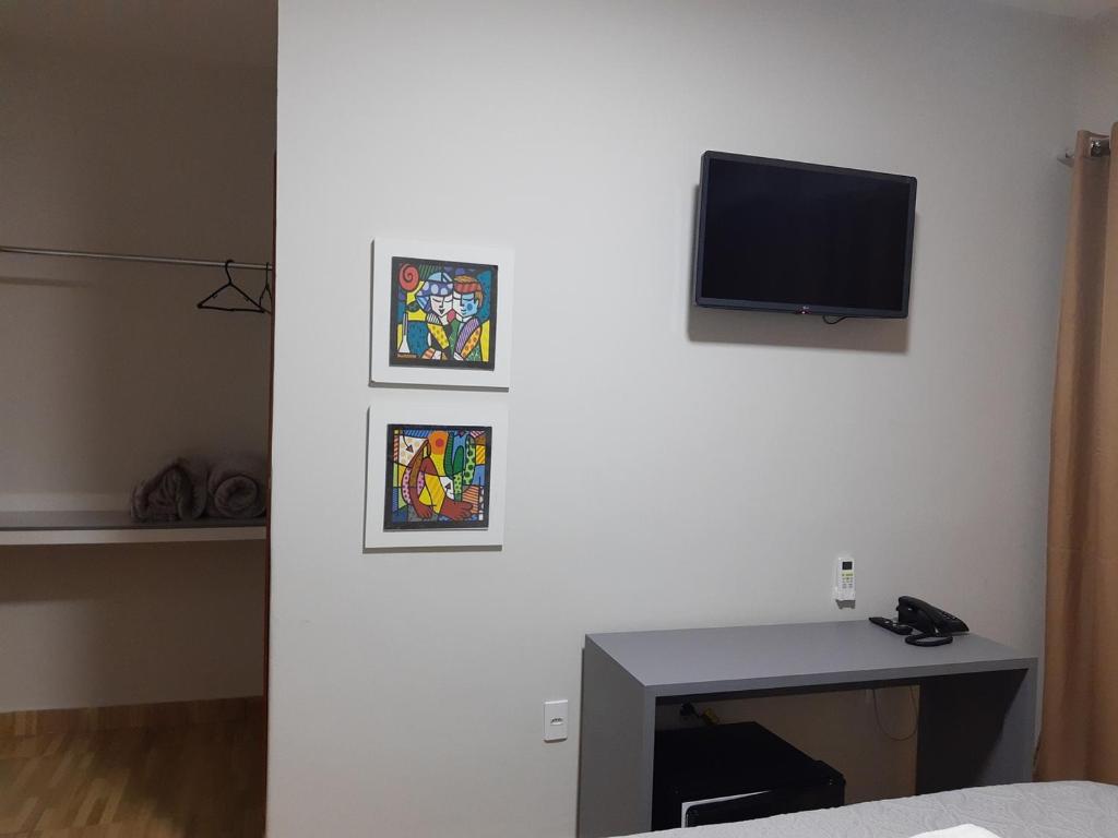 MEDIEVAL HOTEL II - Triple Habitación Con Aire Acondicionado