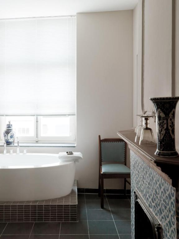 Boutique Hotel Grote Gracht - Resim 31